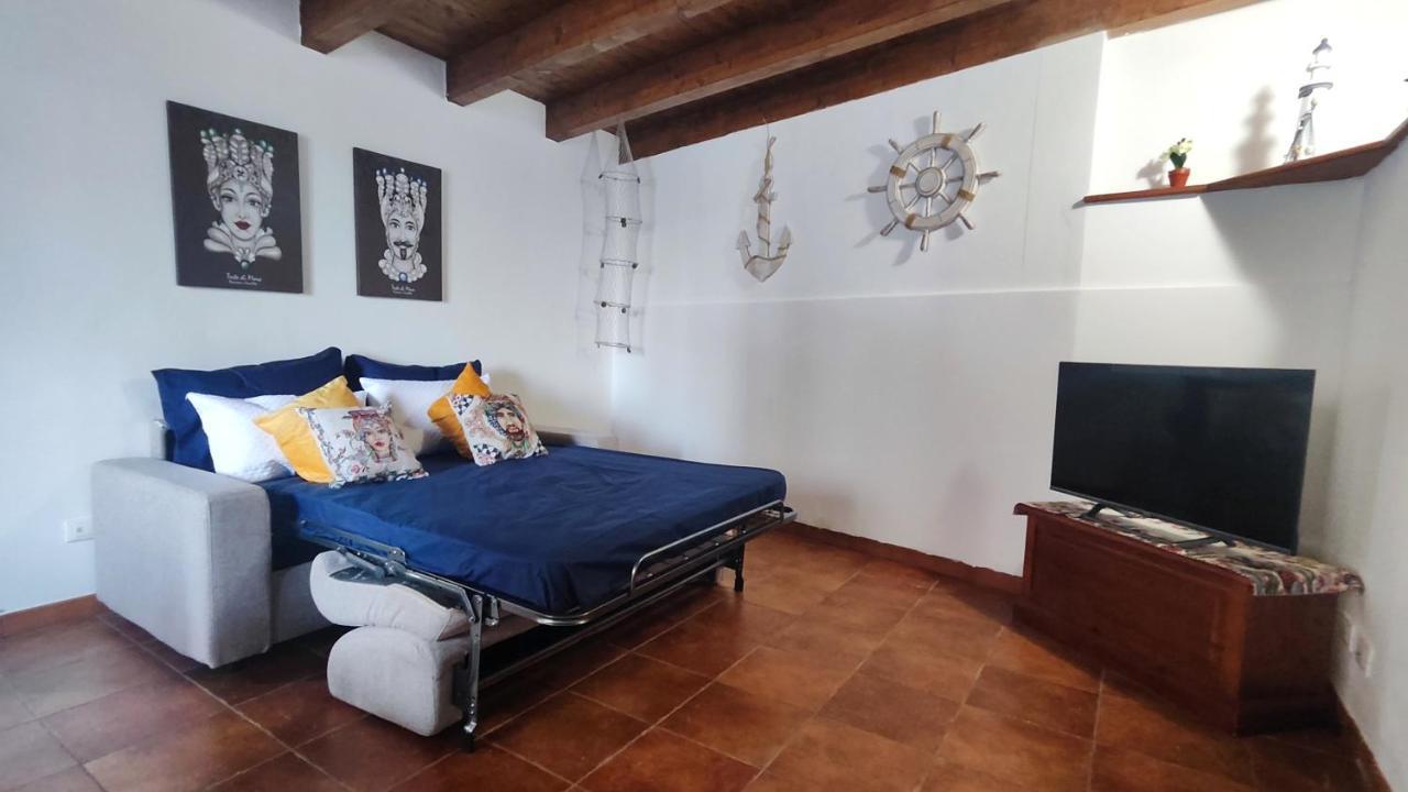 Porto Centro Storico Spiaggia Wi-Fi&Self Check-In Кастелламмаре-дель-Гольфо Екстер'єр фото